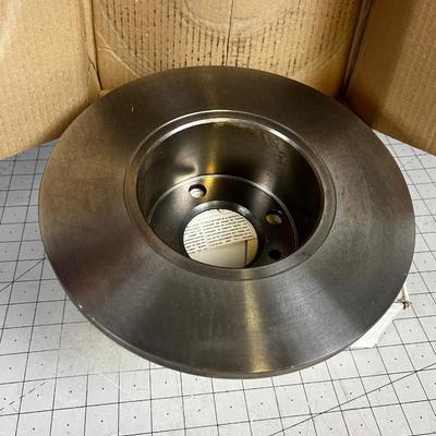 2- NEW BMW EBR-018 Front Rotors 