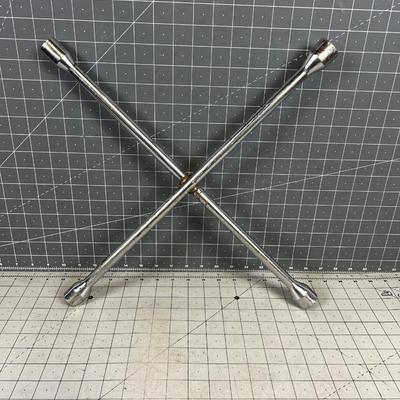 Star Wrench Tire Iron 
