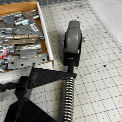 Hardware: Lag Bolts, Gate Hinges, Plus Other