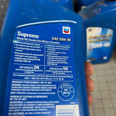 10W-40 Oil (6 sealed) Supreme Chevron 