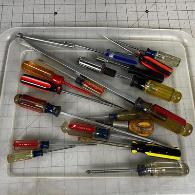 Screw Drivers, Lots of Craftsman