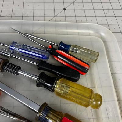 Screw Drivers, Lots of Craftsman