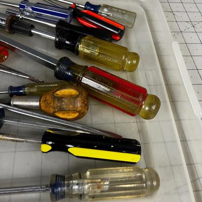 Screw Drivers, Lots of Craftsman