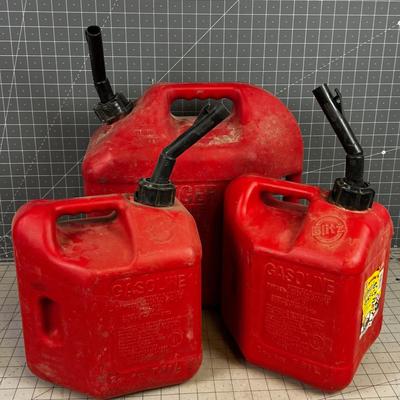 3 USED Gas Cans
