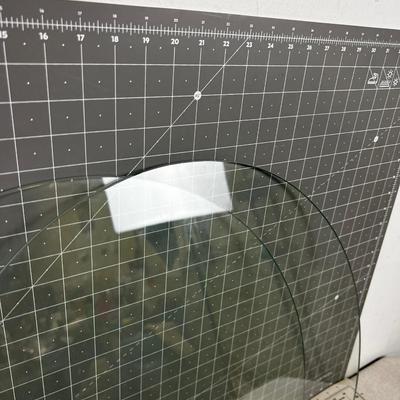 2 Glass Round 20" Table Tops
