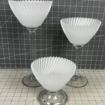 Glass DÃ©cor or Candle Holders 
