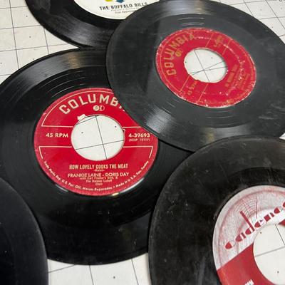 45 Records LOTS Popular Music from the 50's and 60's 