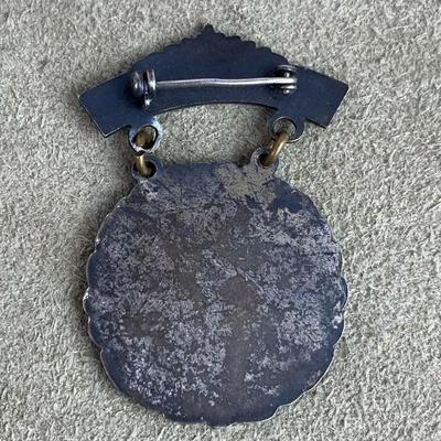  vintage NRA JUNIOR RIFLE CORPS MARKSMAN BADGE 