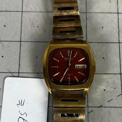 Seiko Day Date Wrist Watch Automatic 17 Jewel 