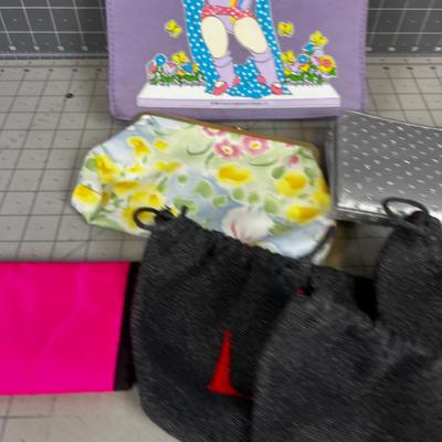 BOTH New and Used Bags, Wallets and Purse. 
