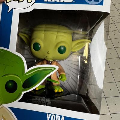 FUNKO POP YODA , No 02