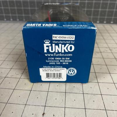 FUNKO POP Darth Vader Bobble Head 