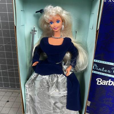 Barbie Winter Velvet 1995 NEW in the Box 
