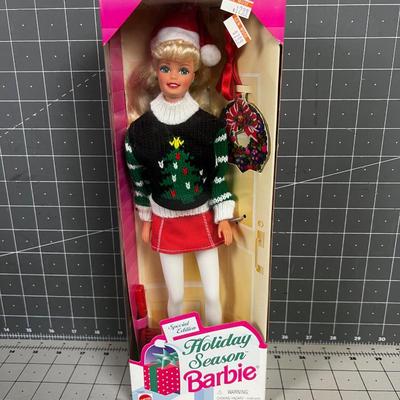 Holiday Season Barbie 1996 New in the Box 