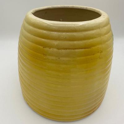 American Bisque Kitten on Beehive Cookie Jar