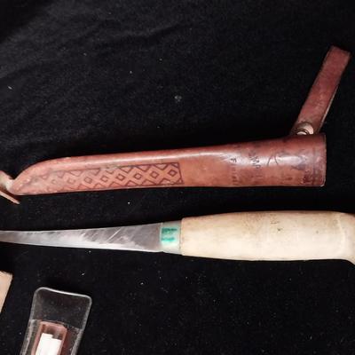 FILLET KNIFE WITH LEATHER SHEATH & BUCK MINI-SHARP MODEL # 140