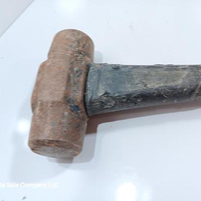 Husky Sledgehammer with heavy duty handle