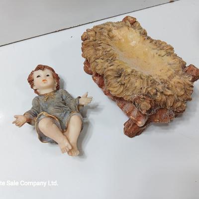 DICKSONS Come Let us Adore him 11-piece resin Nativity set
