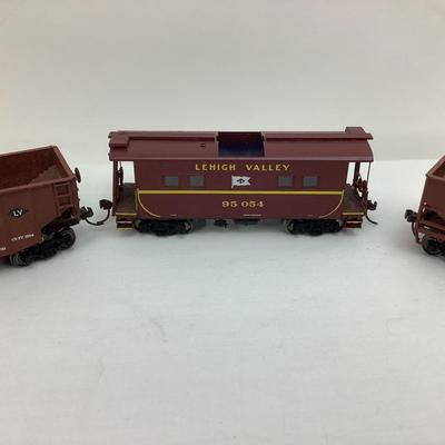 462 Bachman Lehigh Valley Caboose & Two Hopper Cars N Scale Trains