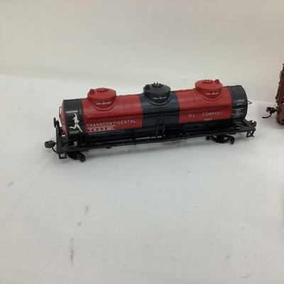 463 Bachman Electric Train Cars, Union Pacific with Silver Series Caboose