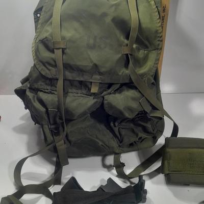 Military issued Army - metal framed backpack - GO bag