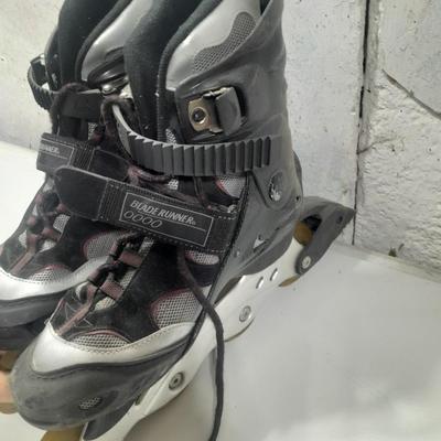 Size 8 Blade Runner 0000 Rollerblades