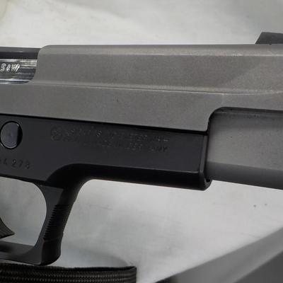 Sig Sauer P226, .40 S&W cal  full size,DA, , est. $350 to $950.