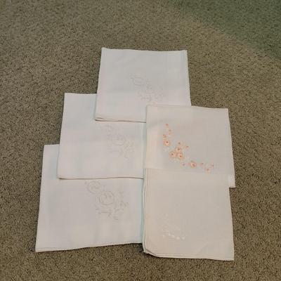 HermÃ¨s Texas Wildlife Silk Scarf & More (PC1-CE)