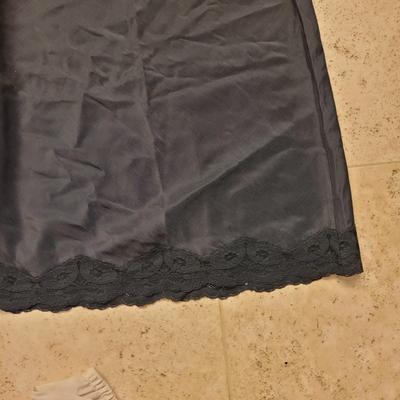 Petticoat, Slips, Camisoles and More (PC1-CE)
