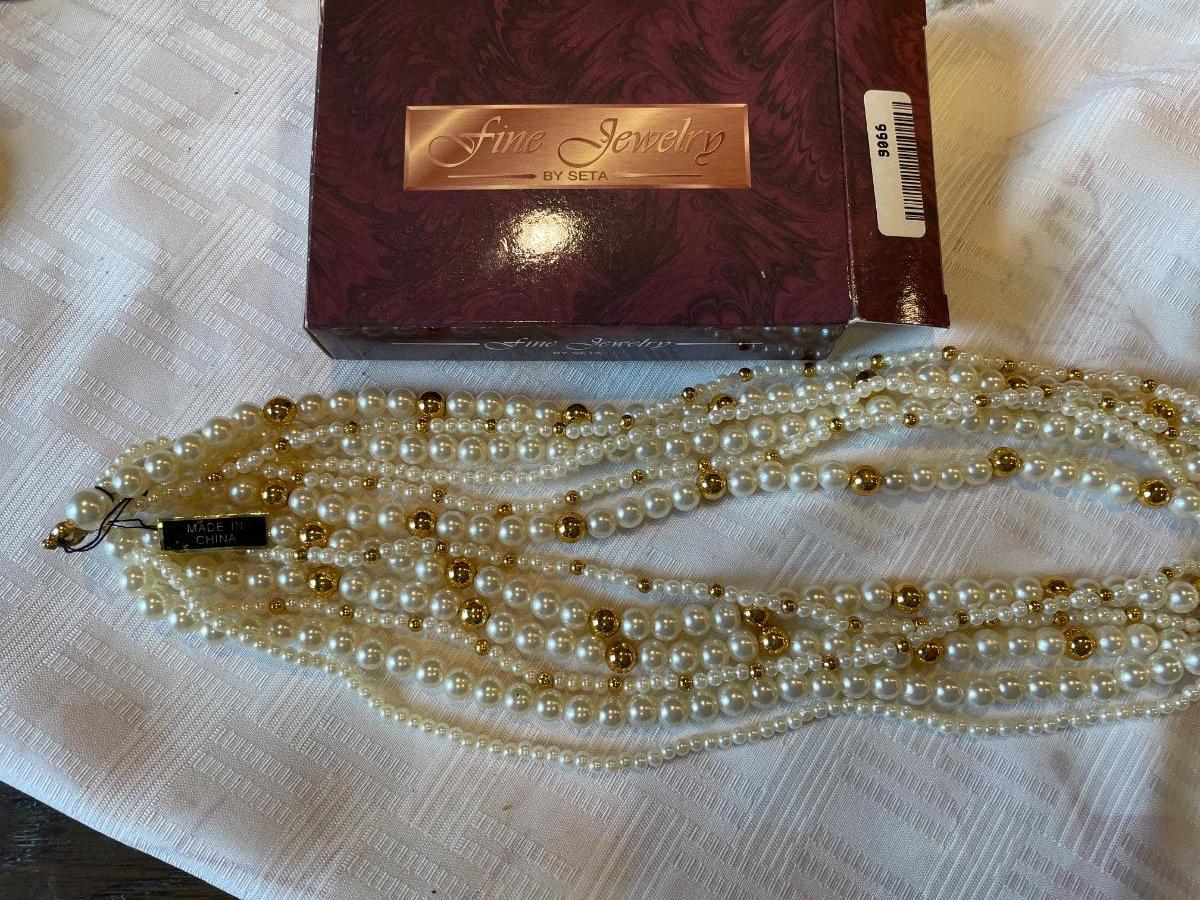 Jewelry by Seta faux pearl necklace EstateSales