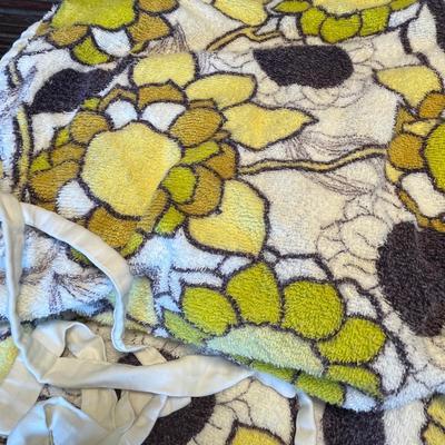 Terry cloth Fab 70s table clothes