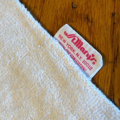 Vintage floral print towel set