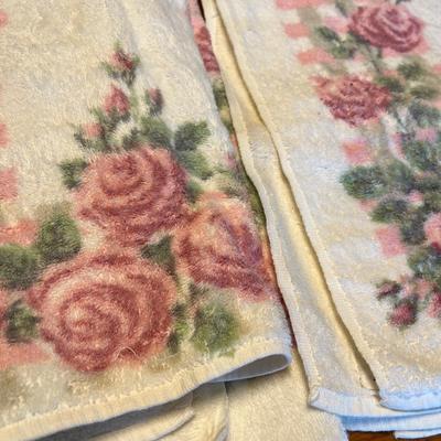Roses Print Towels & Wash Clothes