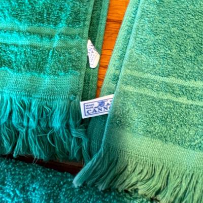 Christmas colors Hand towels