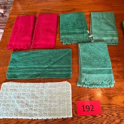 Christmas colors Hand towels
