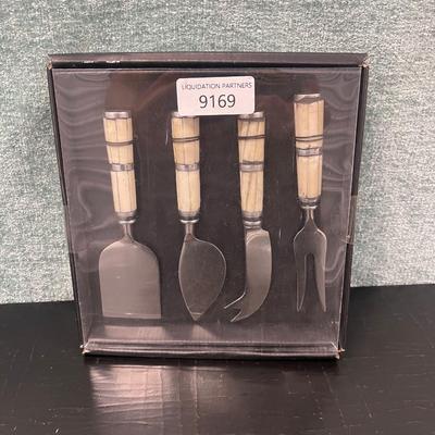 Serving Utensil Set in Box