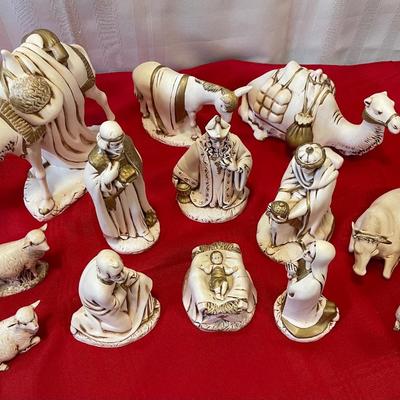 Vintage Holland Mold Ceramic Nativity Set