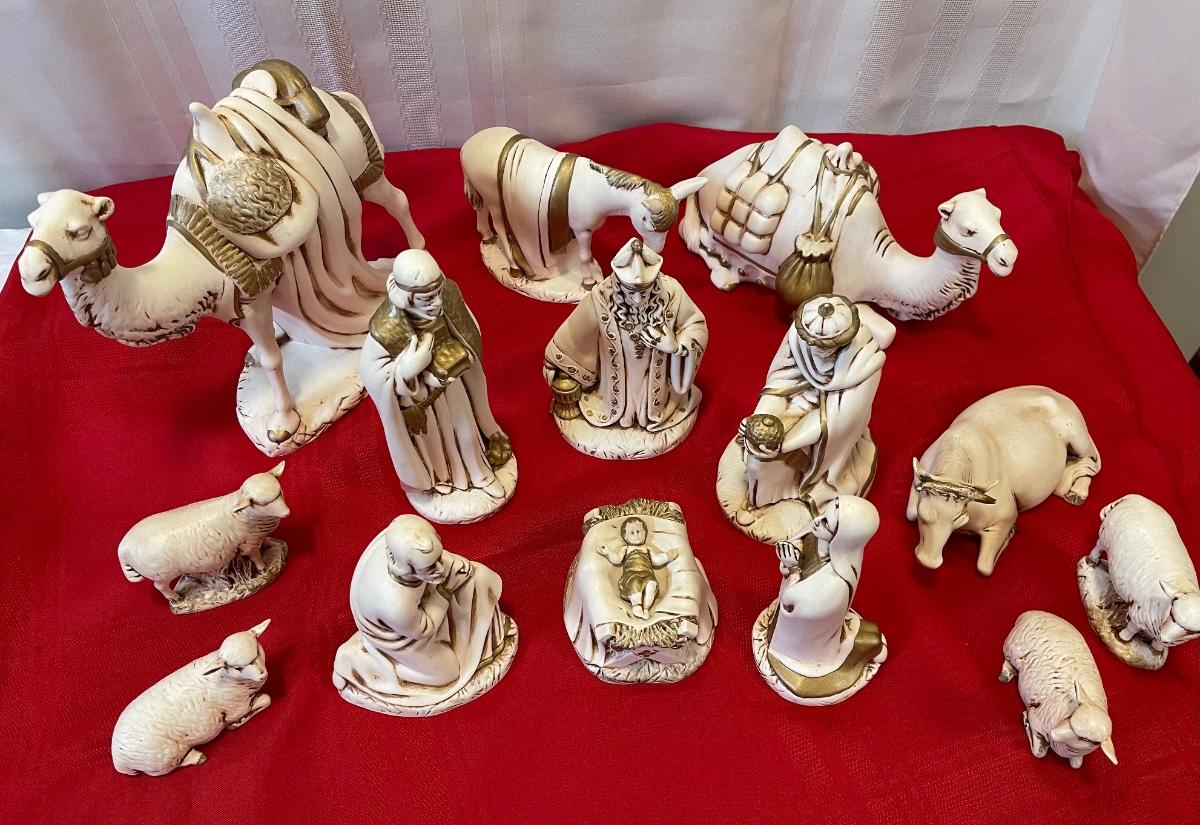 Vintage Holland Mold Ceramic Nativity Set