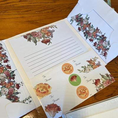 Lot of note cards