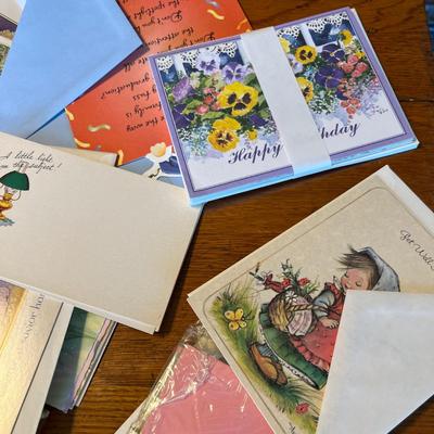Mixed lot of misc cards
