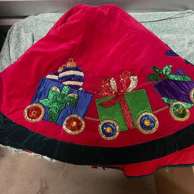 Gorgeous Christmas Tree Skirt