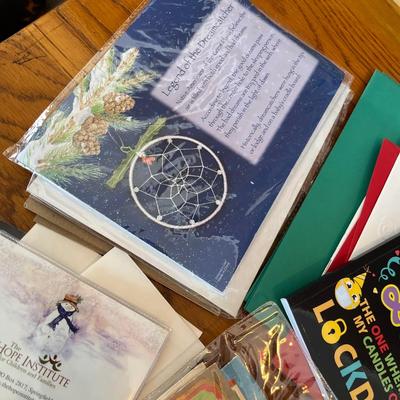 Travel Brochures & maps