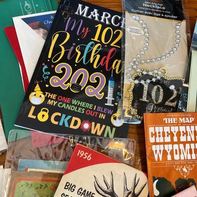 Travel Brochures & maps