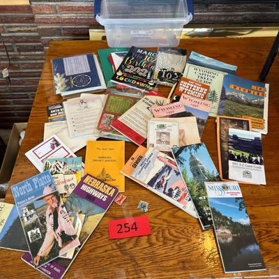 Travel Brochures & maps