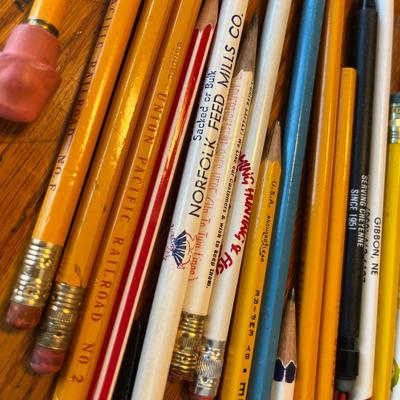 Lot of vintage pencils