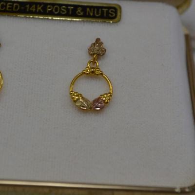 14k Black Hills Gold Earrings in Box 1.4g