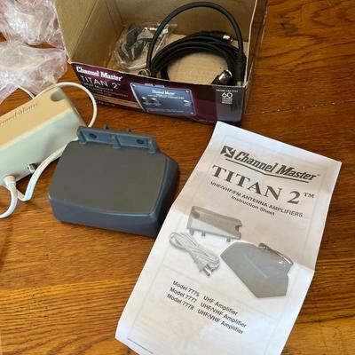 Titan 2 antenna amplifier