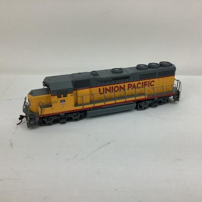 Lot 472 Union Pacific Locomotive Bachmann HO Scale