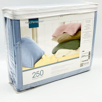 JC PENNY ~ 250 Thread Count Twin Sheet Set