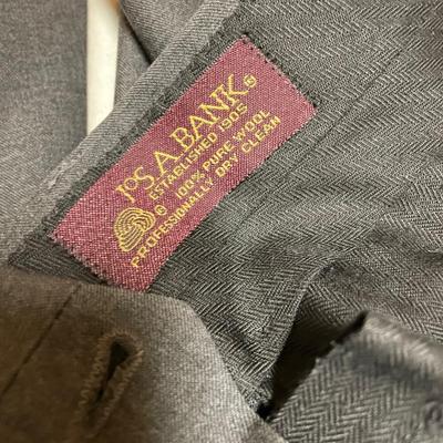 Neiman Marcus Suits, Slacks & Sports Coats (PC2-SS)